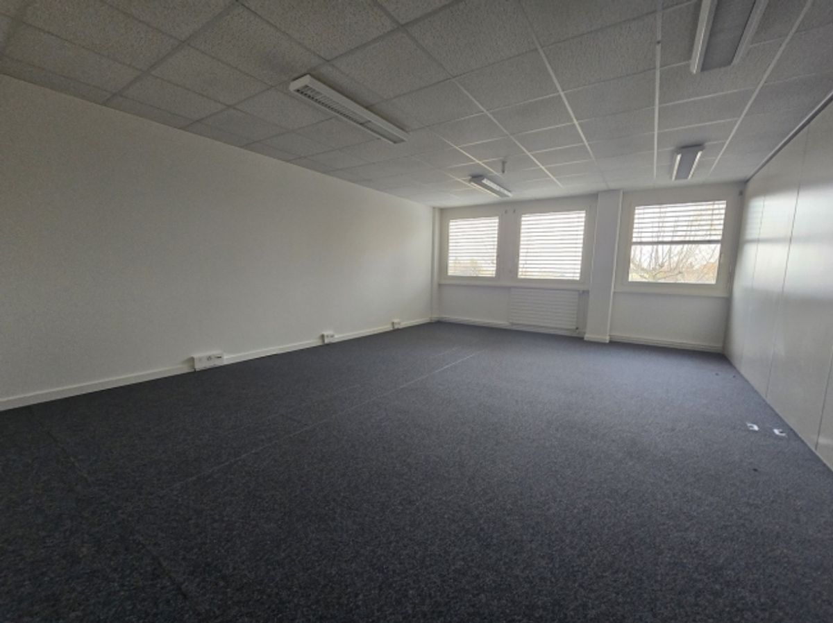 Bureau lumineux de 156m2 - offre spéciale ! 2 premiers loyers offerts - 5