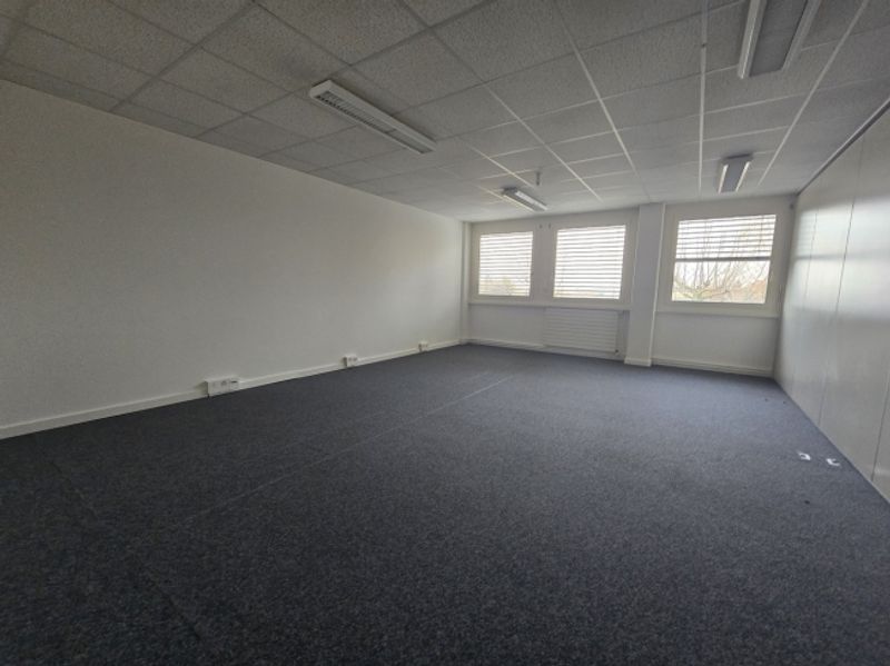 Bureau lumineux de 156m2 - offre spéciale ! 2 premiers loyers offerts - 6