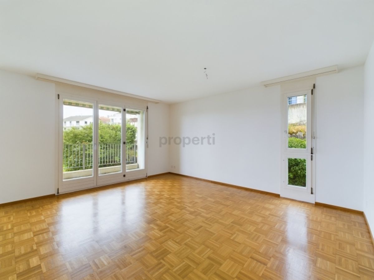 Gemütliche 4.5-Zimmer-Wohnung mit Gartensitzplatz und familienfreundlichem Grundriss - 0