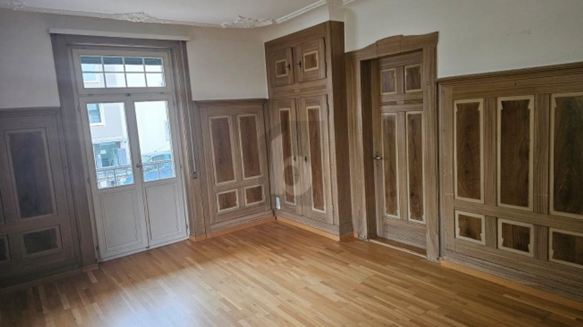 HERRSCHAFTSHAUS MIT AUSBAUPOTENTIAL AN TOP LAGE - 4