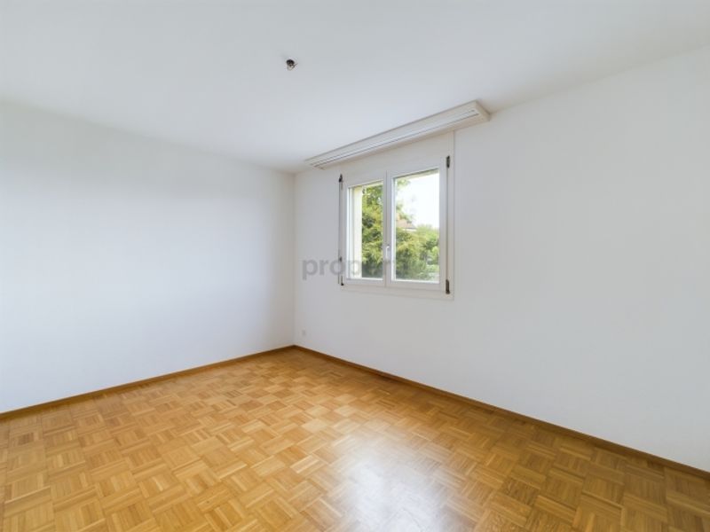 Gemütliche 4.5-Zimmer-Wohnung mit Gartensitzplatz und familienfreundlichem Grundriss - 5