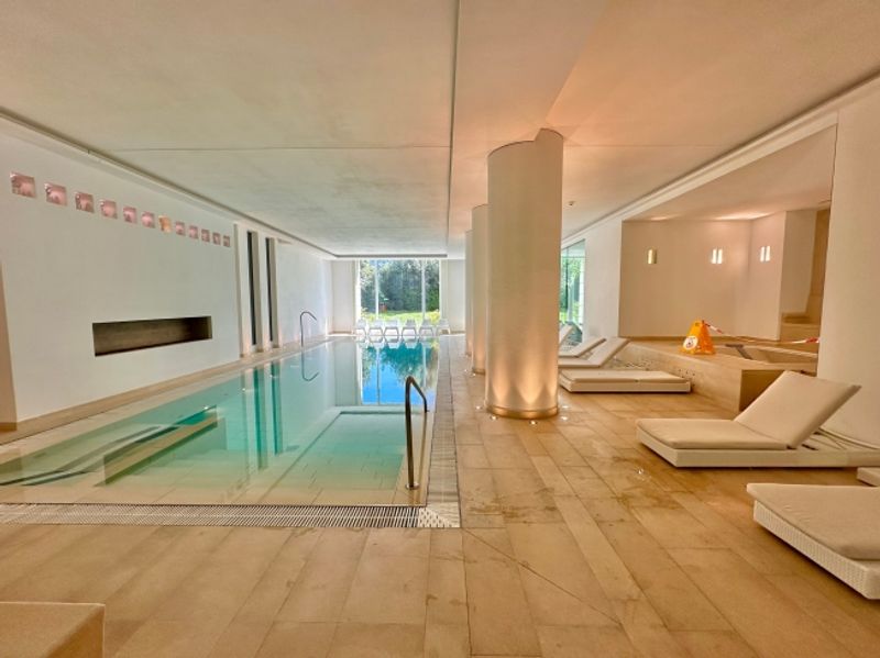 Proprietà di lusso con vista sul lago e servizi esclusivi in resort 5 stelle - 10