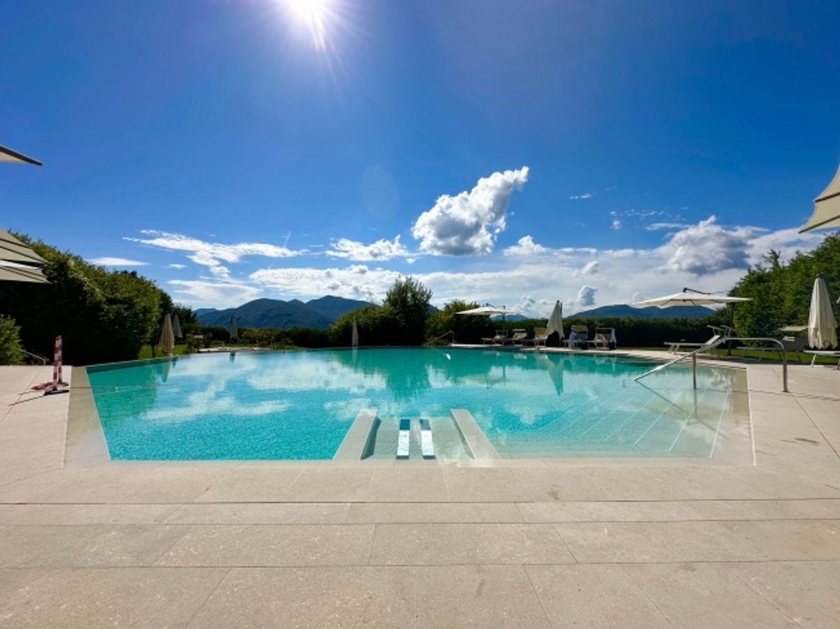Proprietà di lusso con vista sul lago e servizi esclusivi in resort 5 stelle - 10