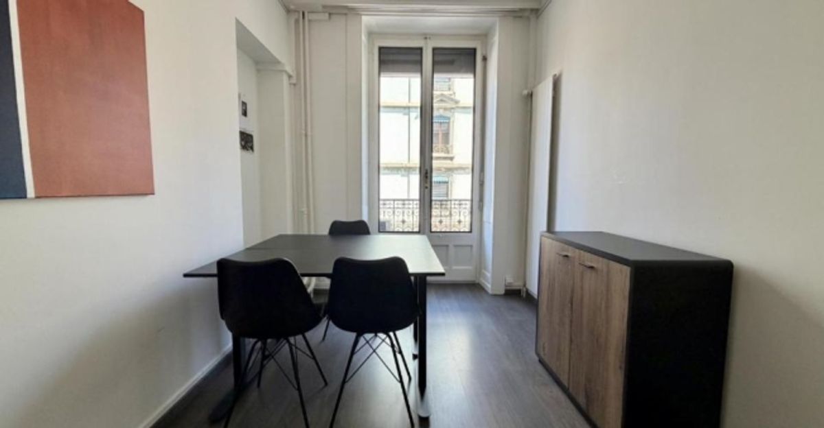 Bureau 1 pièce - 2