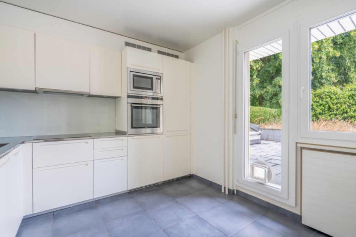 Außergewöhnliches Doppelhaus mit Terrasse und Garten im Herzen von Lausanne - 4
