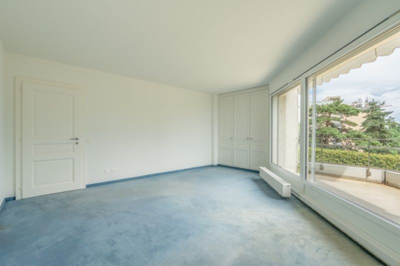 Außergewöhnliches Doppelhaus mit Terrasse und Garten im Herzen von Lausanne - 8