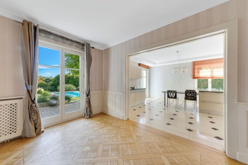 Prestigeträchtiges Anwesen mitten im Grünen in Lausanne - 6