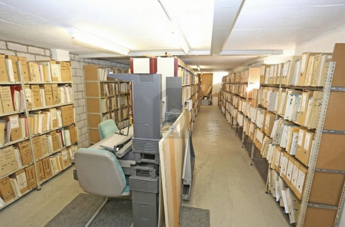 ARBEITSFLÄCHE AN ZENTRALER LAGE - 3