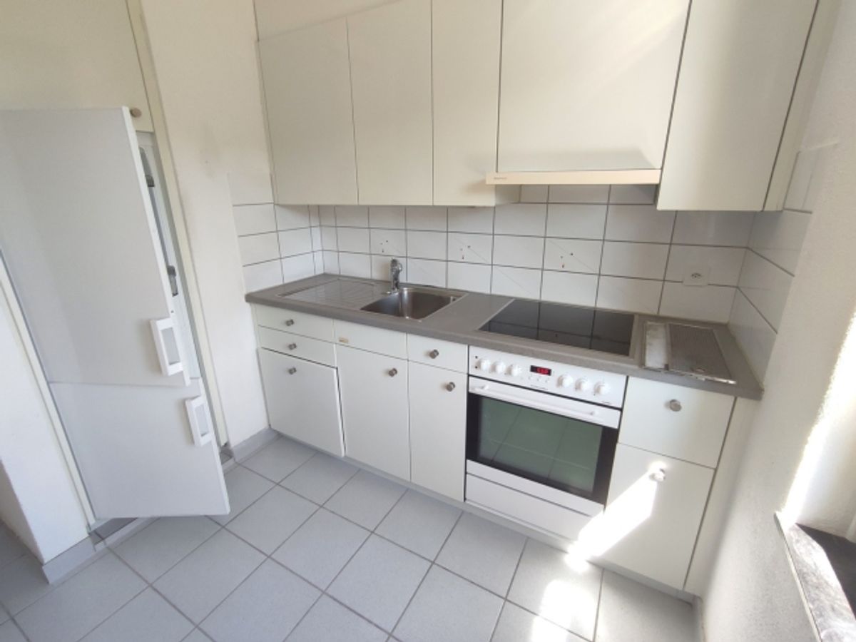 Gemütliche und helle Wohnung an zentraler Lage - 1