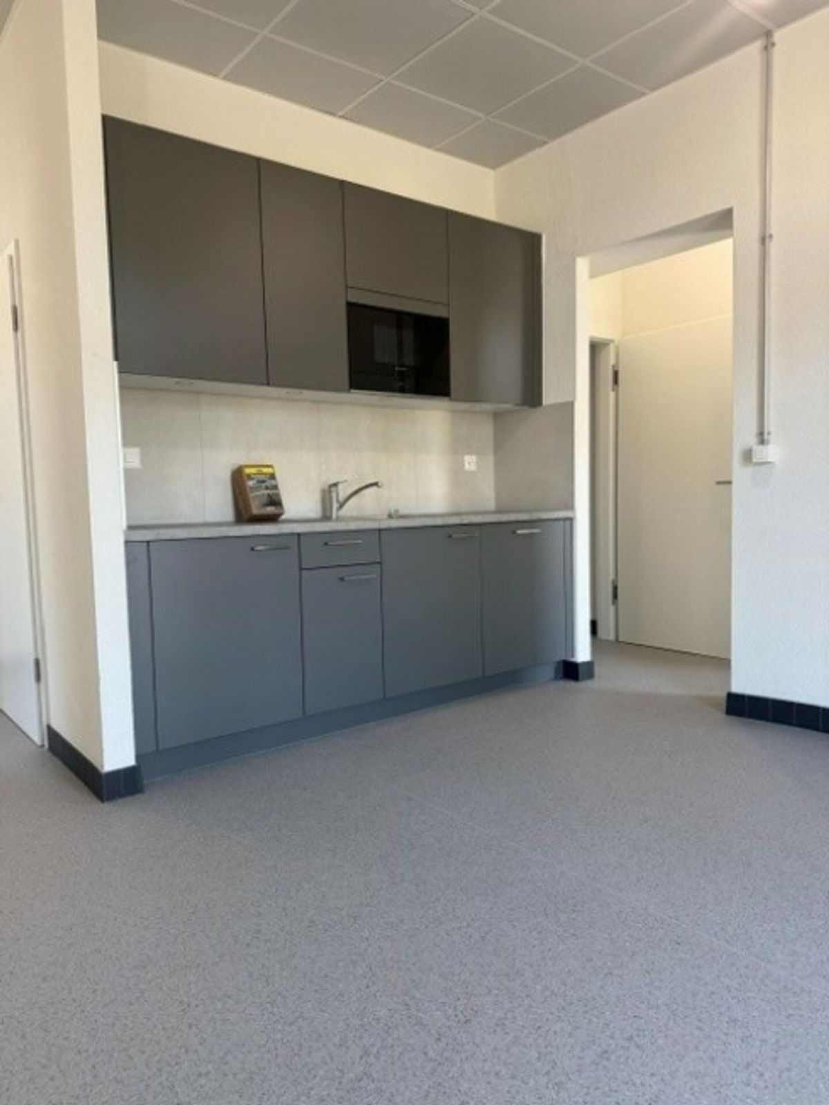 Surface administrative de 110 m² à Vernier-Meyrin Cargo - 4