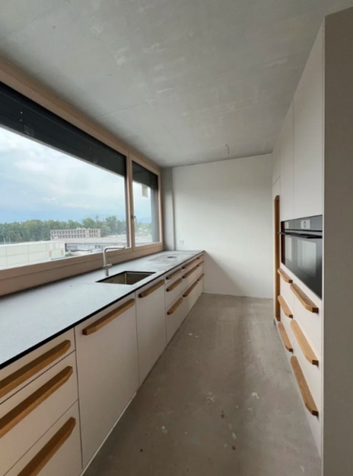 Erstvermietung - Exklusive 3.5-Zimmerwohnung mit Studio und Panoramasicht - 5