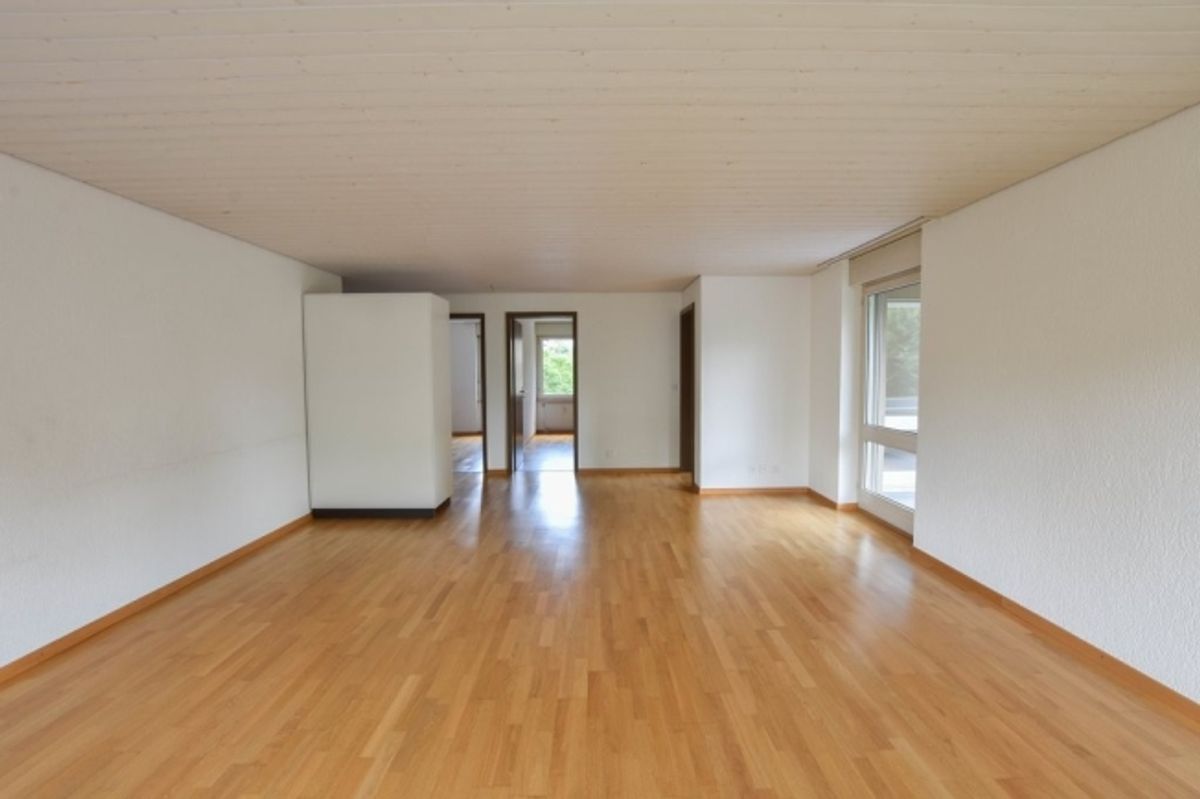 Befristete 4.5-Zimmerwohnung mit zwei Balkonen - 2