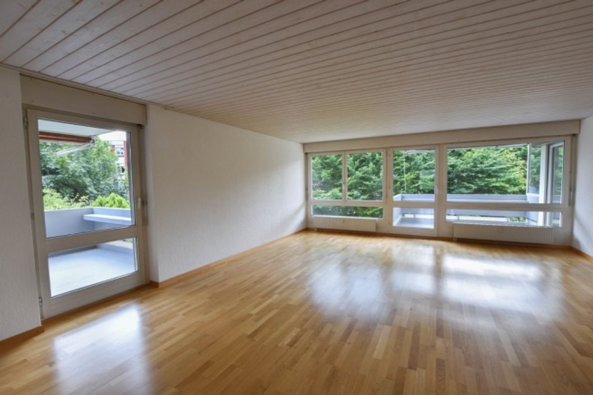 Befristete 4.5-Zimmerwohnung mit zwei Balkonen - 4