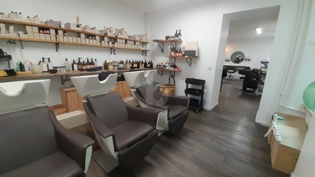 ESPACE COMMERCIAL LUMINEUX ET MODERNE - 1