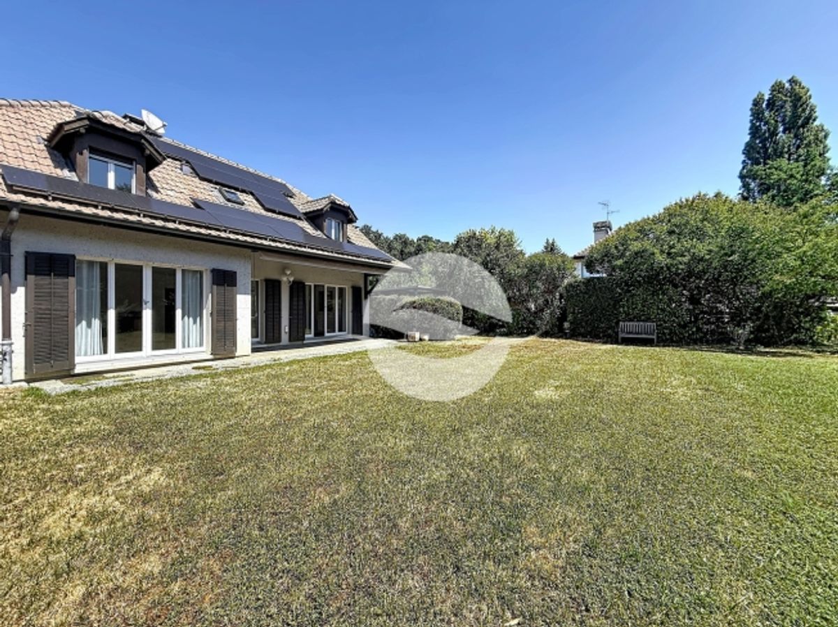 Vésenaz – Charmante Villa mit grossem eingezäunten Garten! - 10