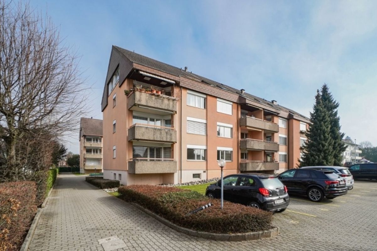 grosse 4.5 Zimmerwohnung in Langental - 0