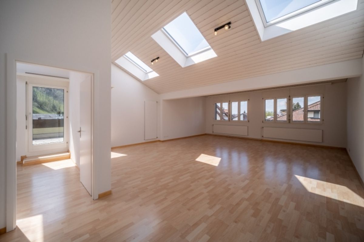 Grosszügige 5.5 Zimmer Wohnung mit Terrasse - 8