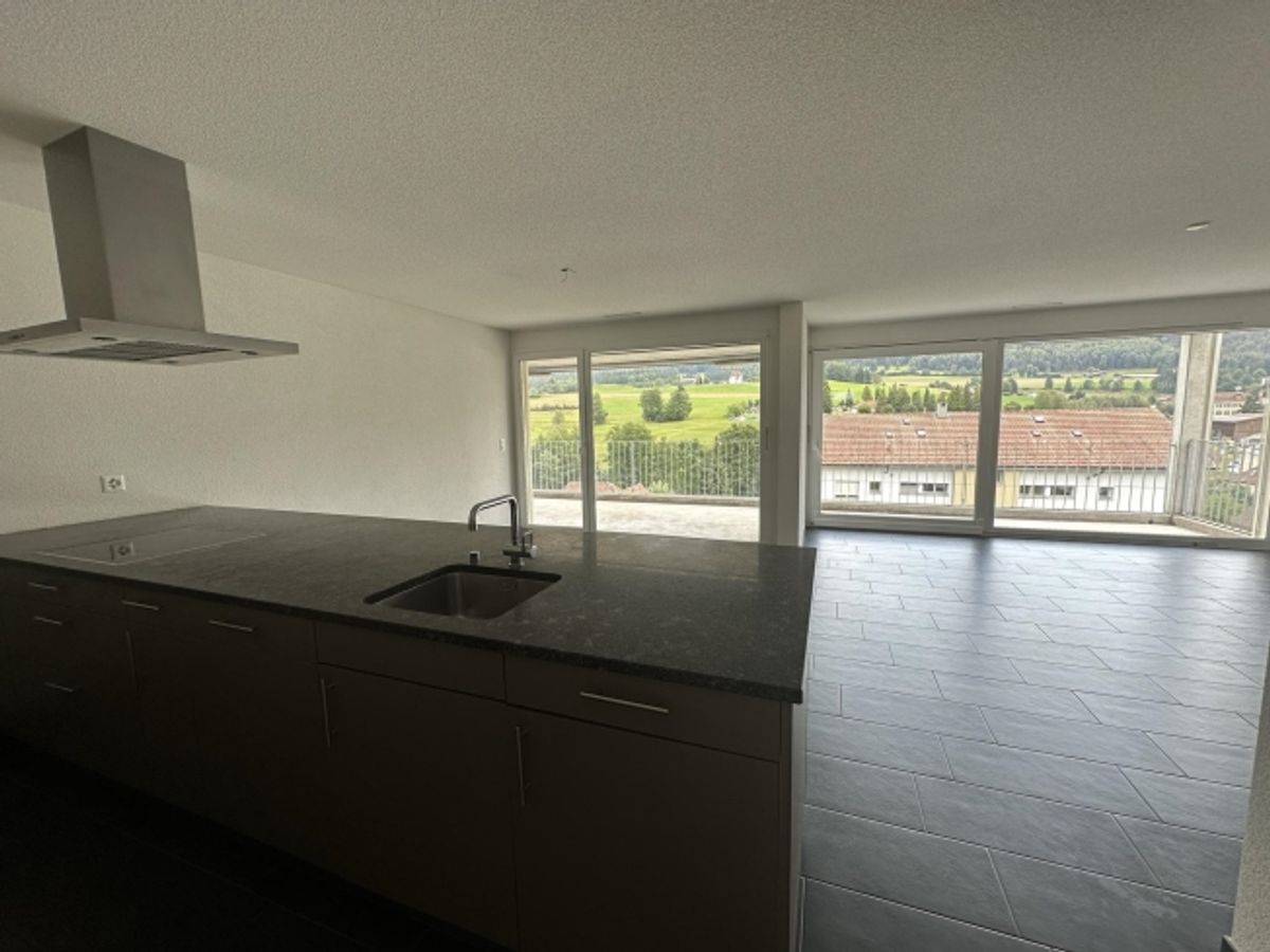 Schöne 5.5-Zimmer-Wohnung in Tavannes im 2. Stock - 5