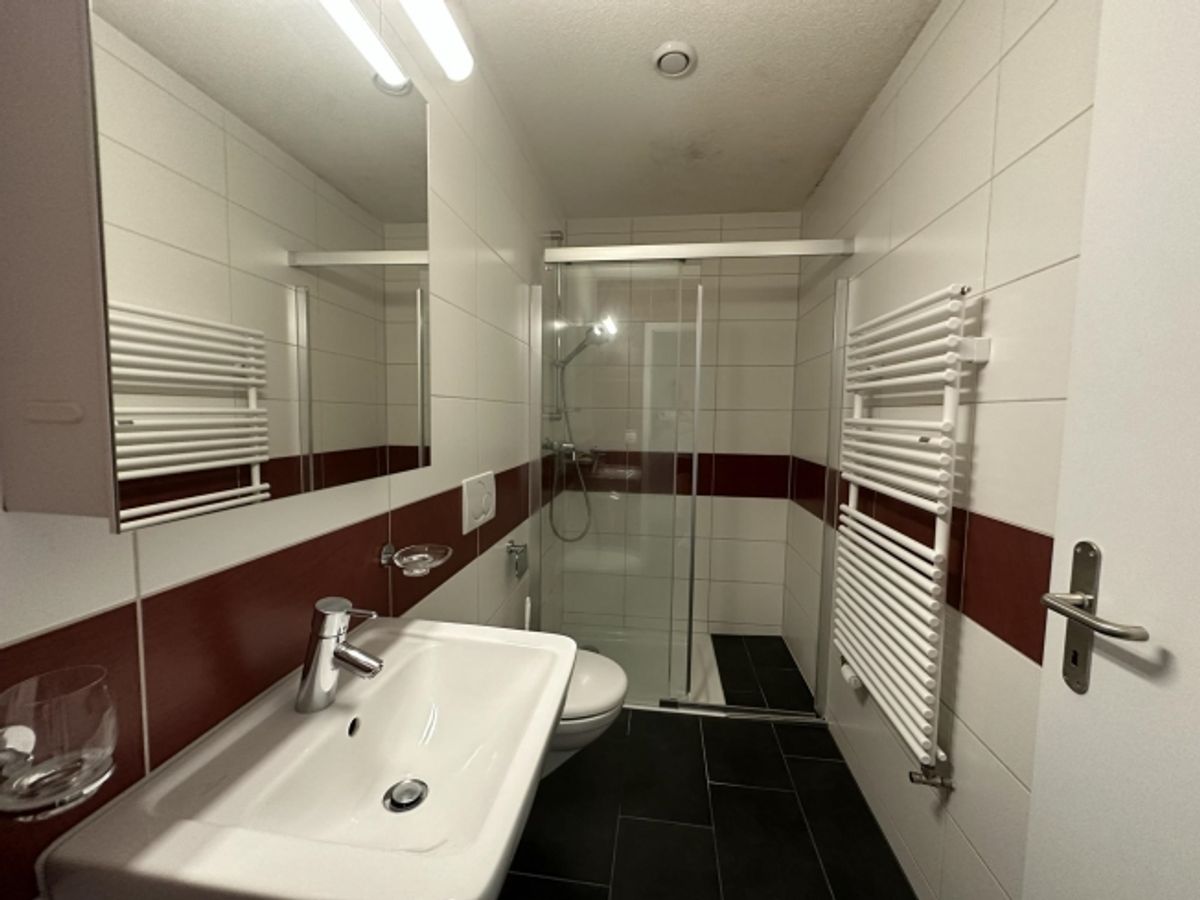 Schöne 5.5-Zimmer-Wohnung in Tavannes im 2. Stock - 6