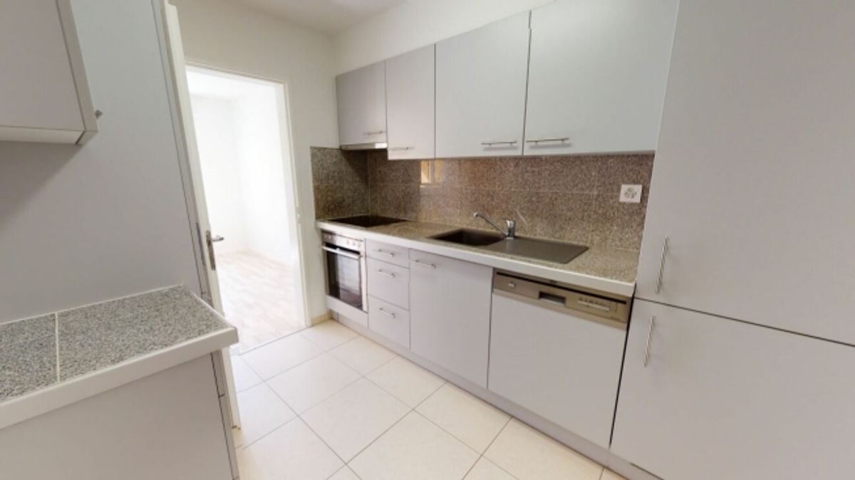 ATTRAKTIVE Sitzplatz-Wohnung in Ermatingen - 2