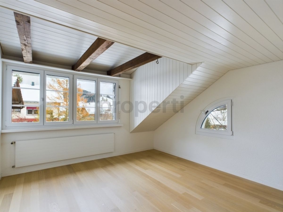 Modernes 5.5-Zimmer-Maisonette-Zuhause auf drei Etagen mit Balkon in Gais - 9