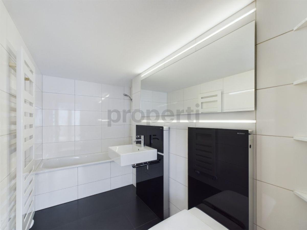 Modernes 5.5-Zimmer-Maisonette-Zuhause auf drei Etagen mit Balkon in Gais - 10