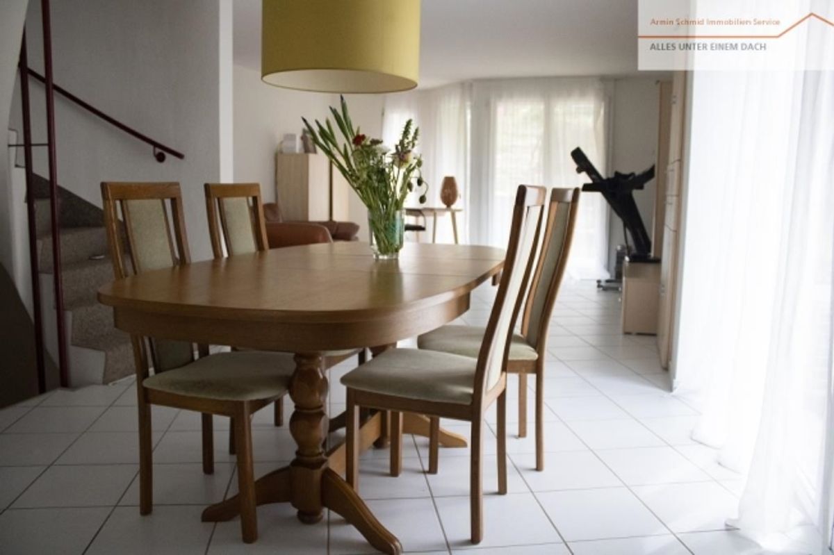 Grosses 5 1/2-Eckeinfamilienhaus mit Garten - 3