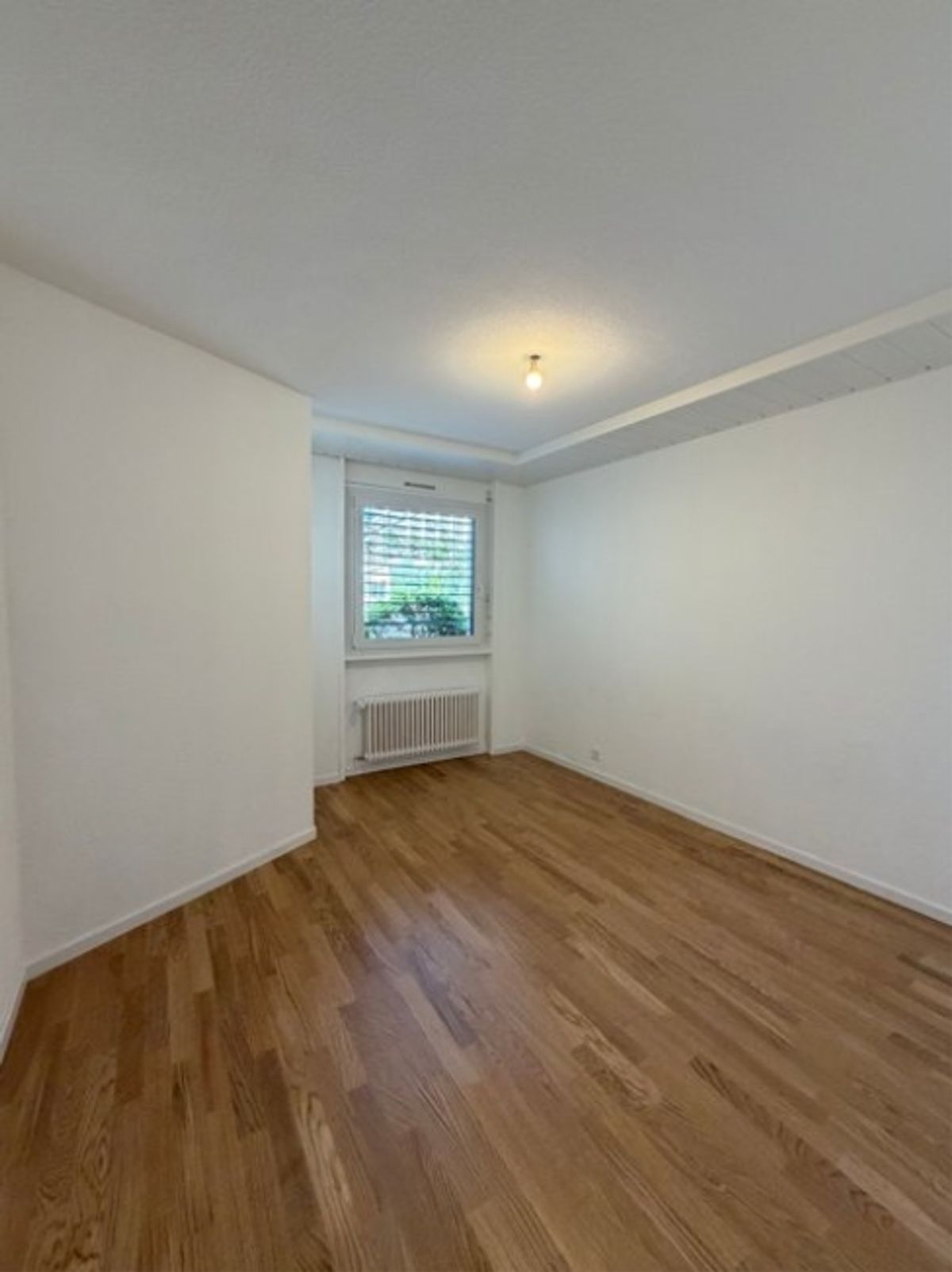 Frisch renovierte 2,5-Zimmer-Wohnung - 2