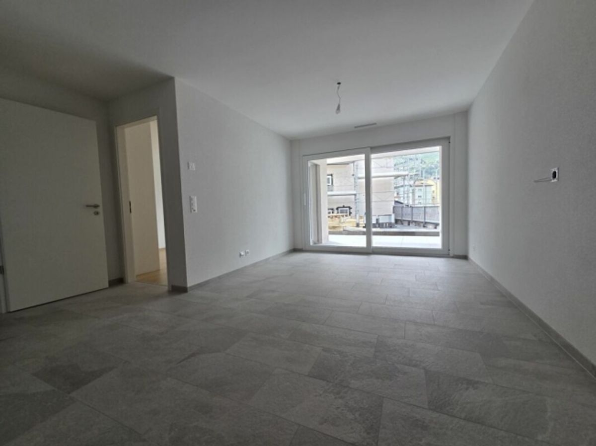 Neun – 2.5-Zimmer-Wohnung mit Balkon und Parkplatz - 2