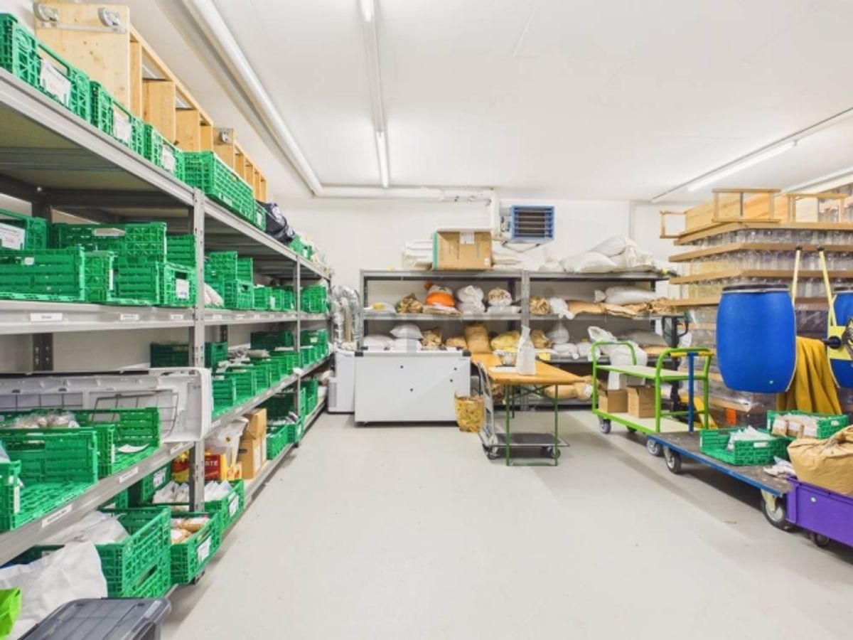 Attraktive Anlageimmobilie an bester Lage in Beckenried  Gewerbefläche mit Seesicht - 6