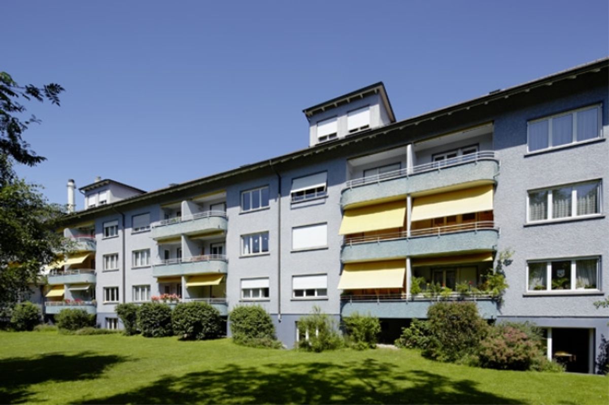 "heimelige" Dach-Wohnung an zentraler Lage - 0