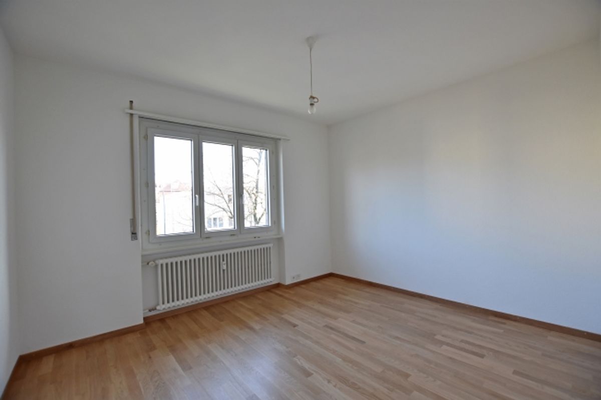 "heimelige" Dach-Wohnung an zentraler Lage - 2