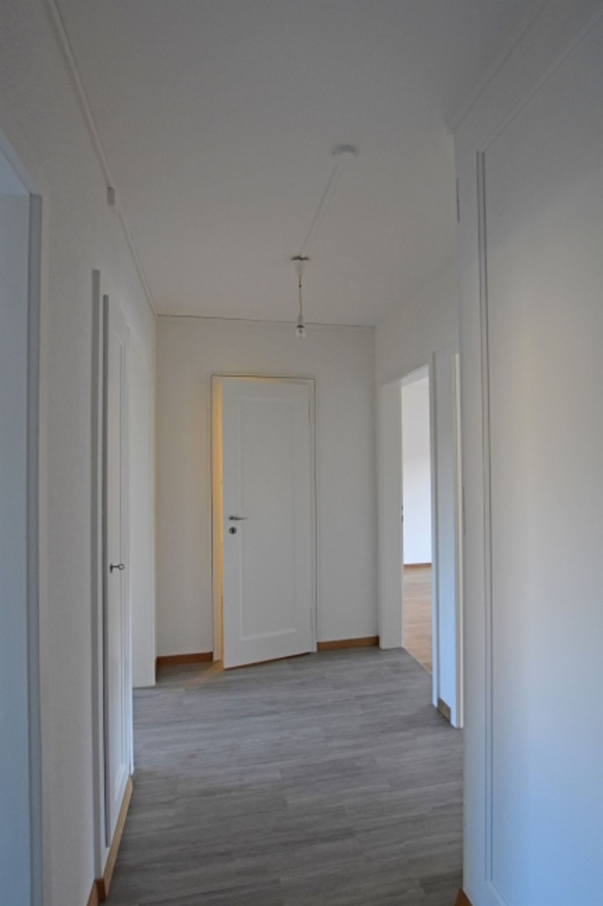 "heimelige" Dach-Wohnung an zentraler Lage - 5