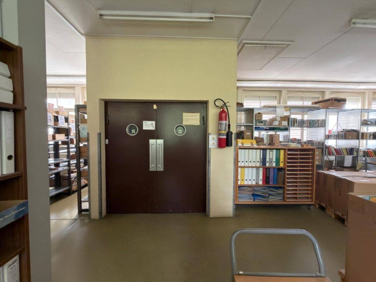 Zu vermieten Geschäftslokal im 1. Obergeschoss mit Archivflächen im Untergeschoss und 2 Aussenparkplätzen - 9