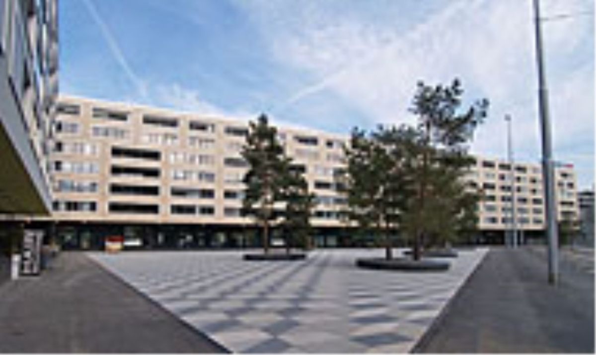 Zentrale 4.5 Zimmer-Wohnung im Accu-Areal - 1