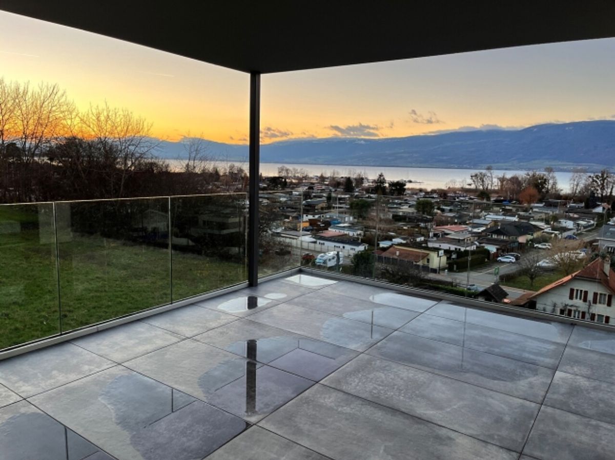Wunderschöne 3.5-Zimmer-Wohnung in Cheyres mit atemberaubendem Seeblick - 0