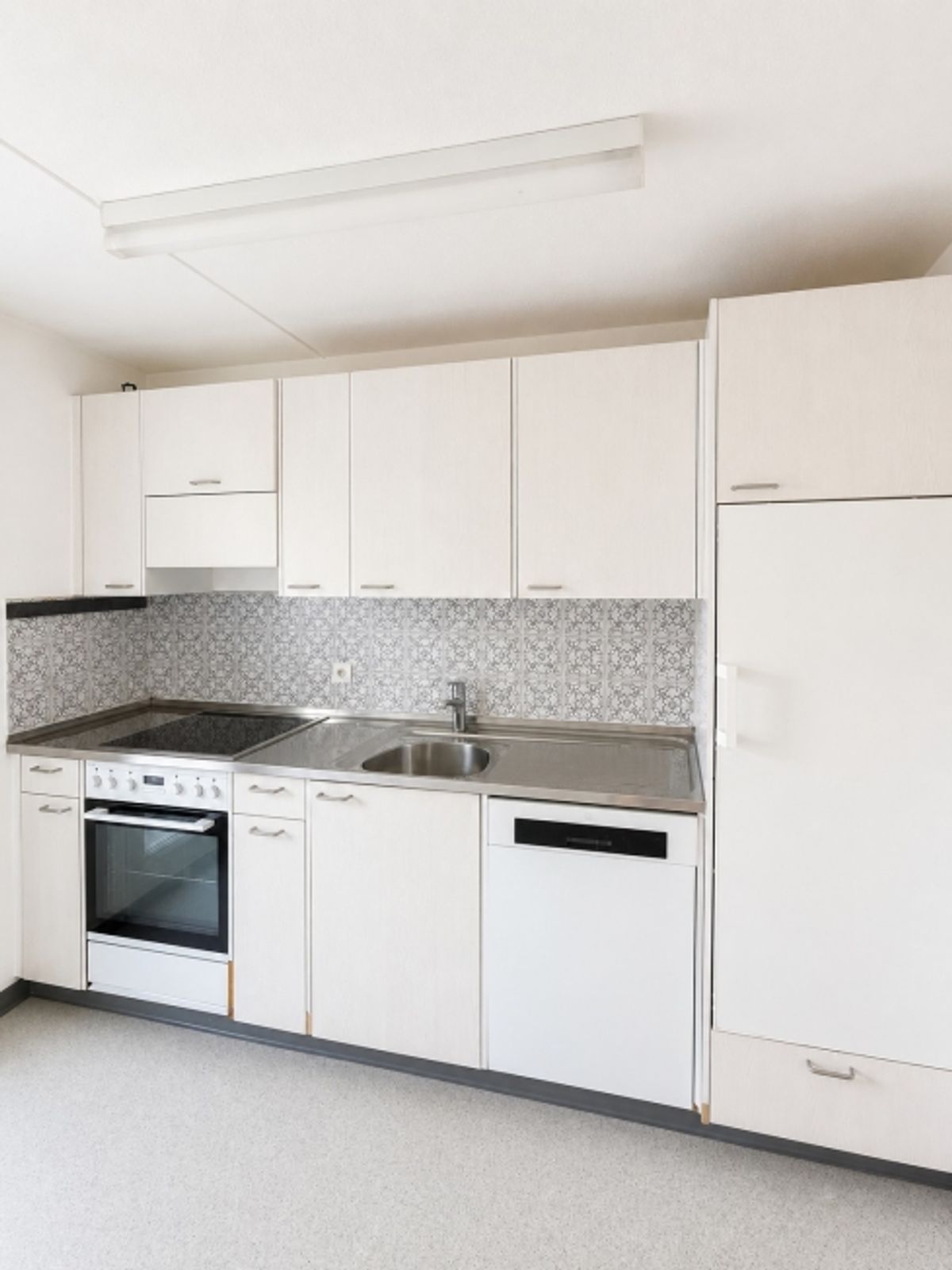 Helle 1-Zimmer-Wohnung in Zürich Seebach  befristet bis (31.08.2027) - 3