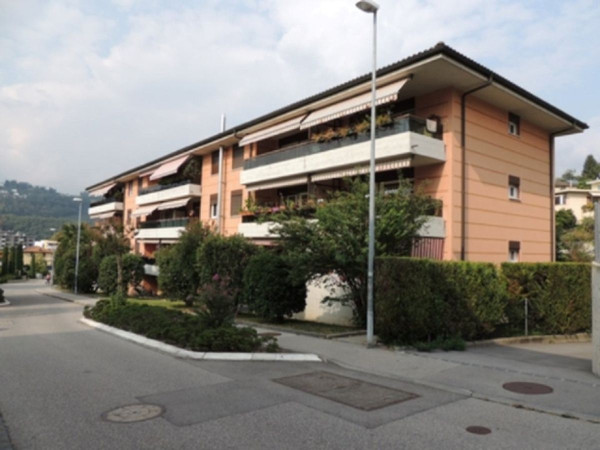 Posteggio in autorimessa - 0
