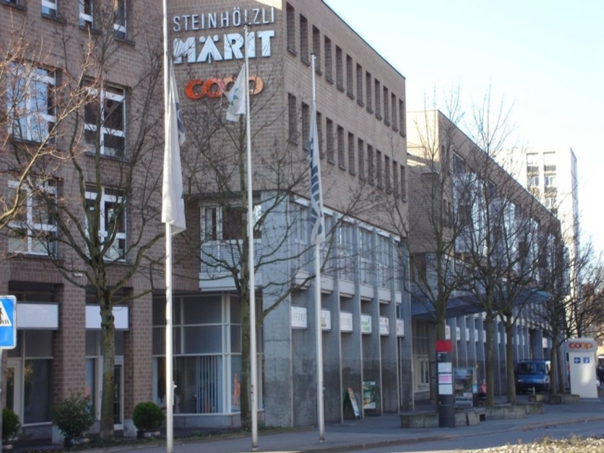 Ihr neuer Einstellhallenplatz im Steinhölzli-Märit - 0