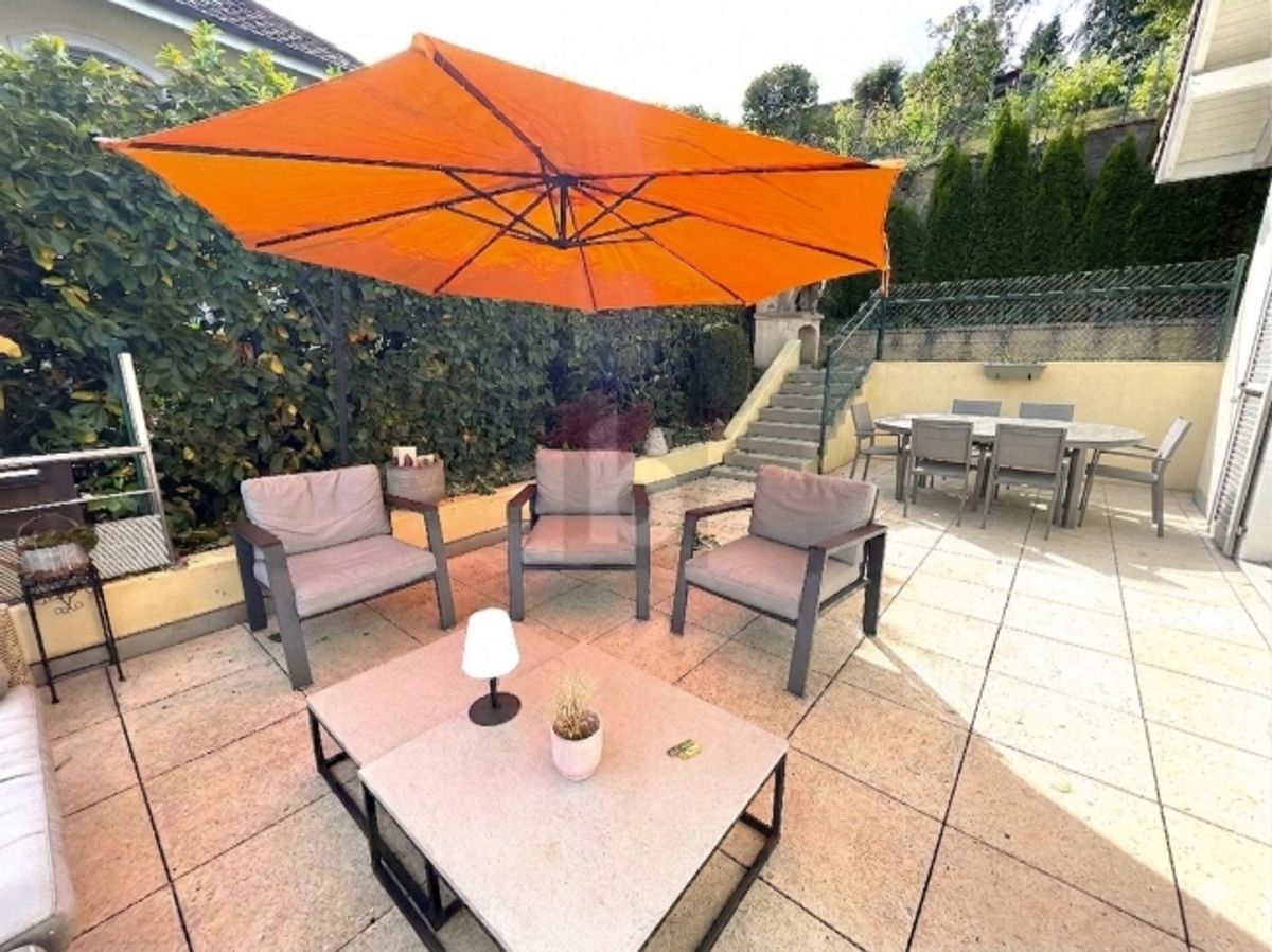 SPACIEUX, MODERNE ET GRAND JARDIN AVEC 3 TERRASSES - 0