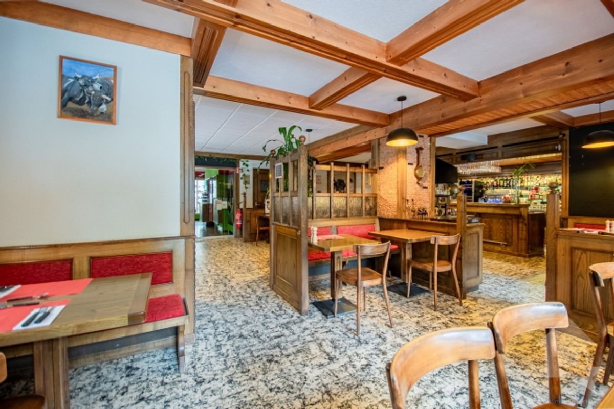 Gemischtes Gebäude mit laufendem Betrieb – Le Châtelard (VS) - 3