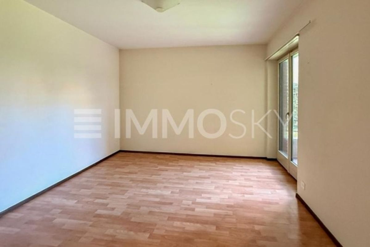 Neuer Preis, zentrale Lage, mit Blick auf die Stadt und den See - 3
