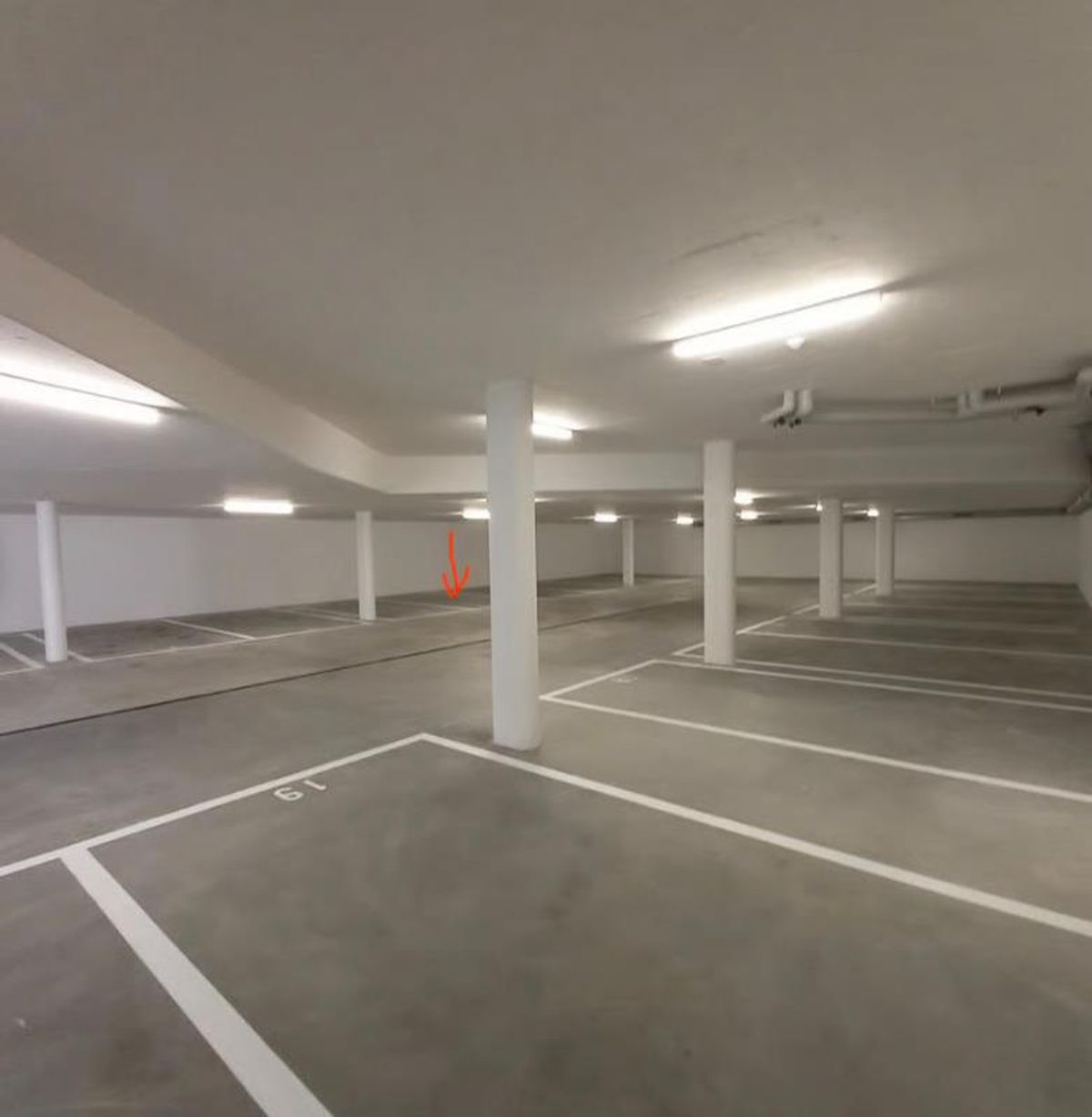 Tiefgarage - 1