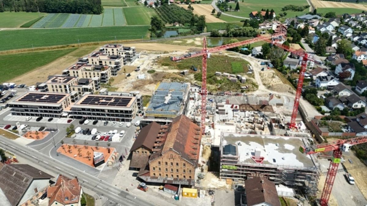 Einstellhallenplatz zu vermieten - 0
