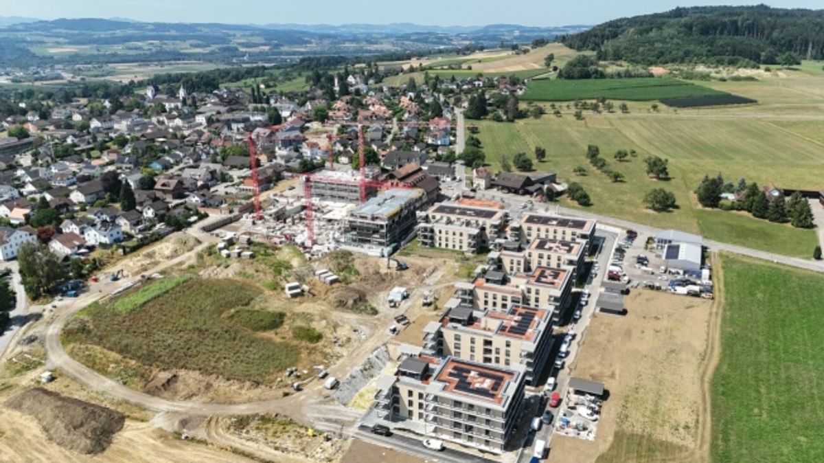 Einstellhallenplatz zu vermieten - 1
