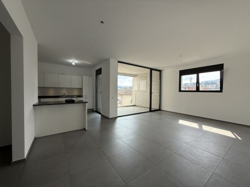 NEUE UND GROSSE 2,5-ZIMMER-WOHNUNG - 5
