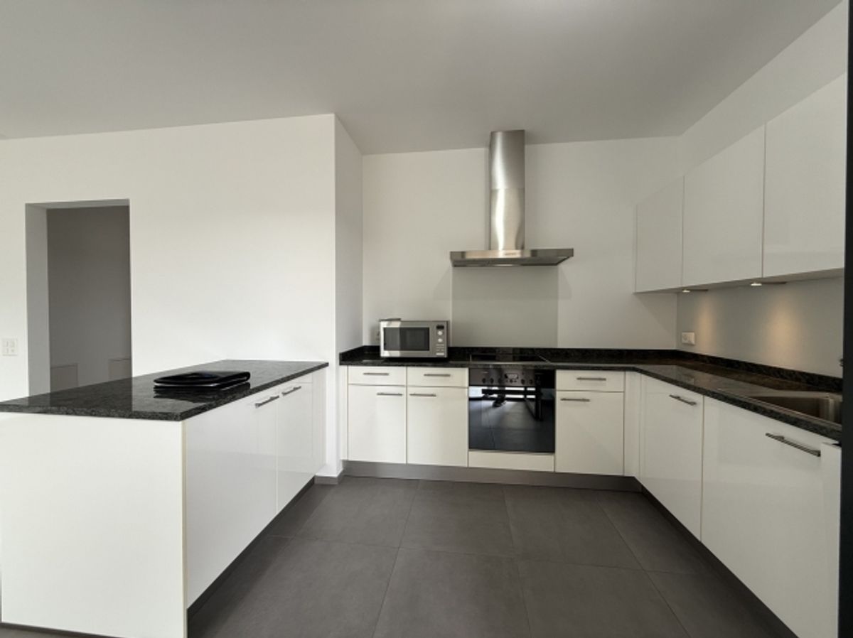 NEUE UND GROSSE 2,5-ZIMMER-WOHNUNG - 5