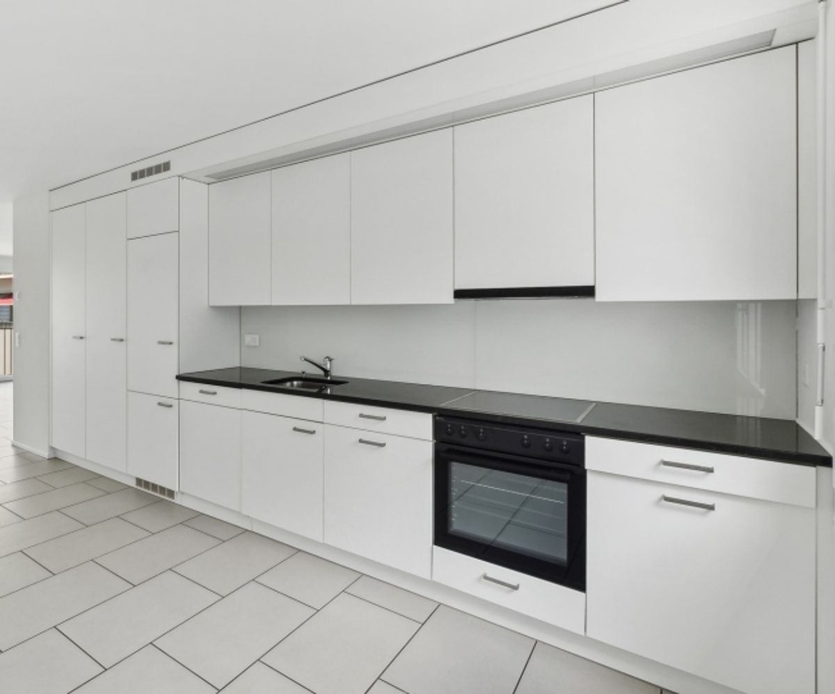 3.5-ZWG im 4. OG, in 8048 Zürich zu vermieten - 1