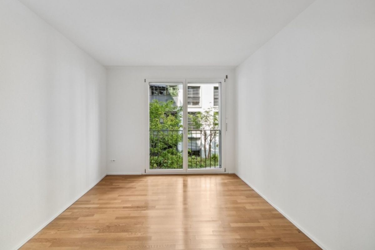 3.5-ZWG im 4. OG, in 8048 Zürich zu vermieten - 4