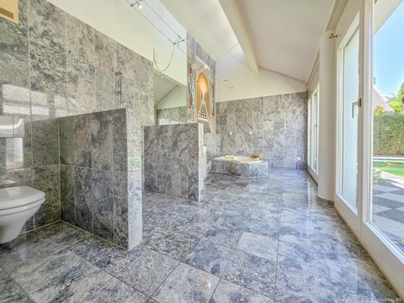 Privates Wohnparadies mit Lift und Pool-Atrium - 11